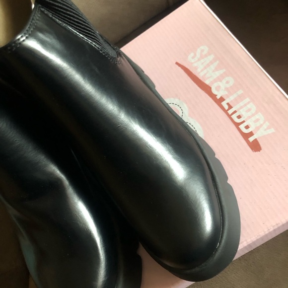 Sam and Libby Julia Chelse bootie . Woman’s size 8 
NWT.  Box not included. - Picture 3 of 7